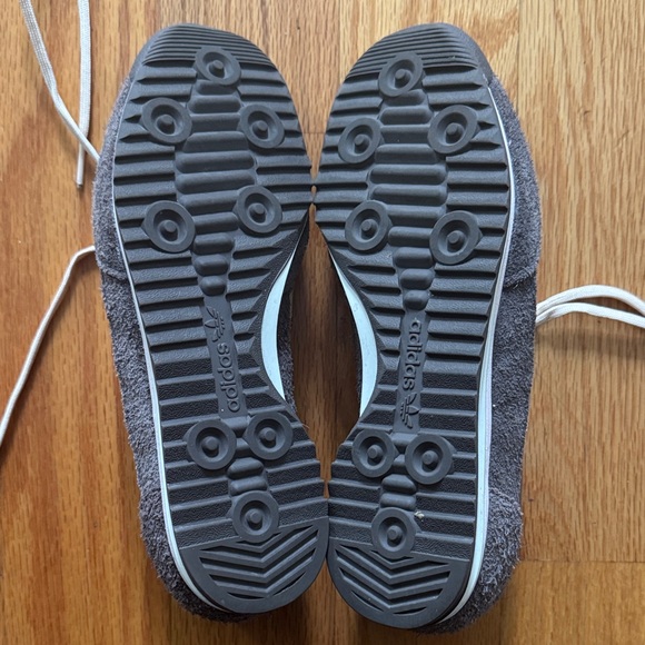 Adidas women’s SL 72 Sneaker Charcoal/Crystal Sand/Brown size 6.5 / 38 - Picture 8 of 10